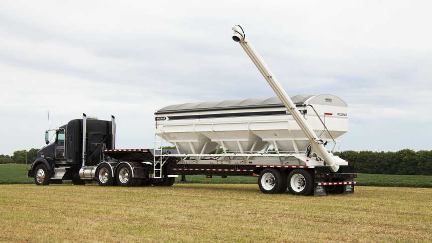 AGCO/Willmar says large units, such as this 24-ton Willmar side shooting tender, continue to be strong sellers heading into 2015.